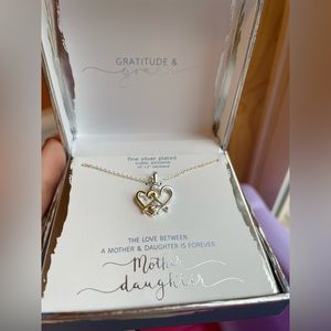 *SOLD* Mother & daughter necklace